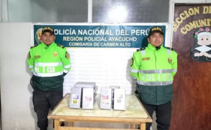 BURRIERS ABANDONAN BOLSAS DE MERCADO CON 25 KILOS