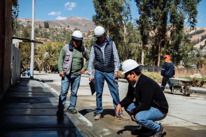 PAVIMENTACIÓN DE PISTAS3