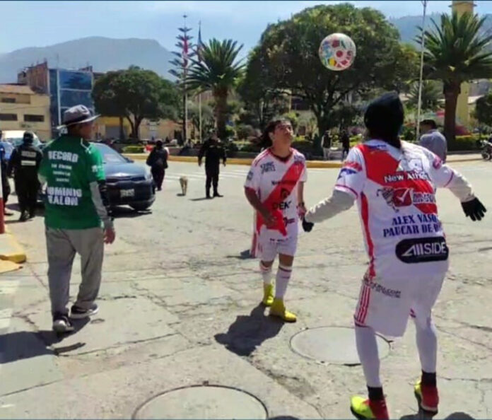 HERMANOS PATADITA 2
