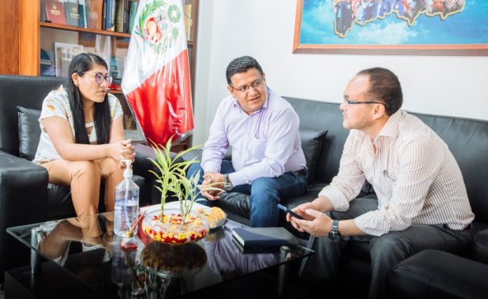 ALCALDE DE ANDAHUAYLAS SOLICITA 2