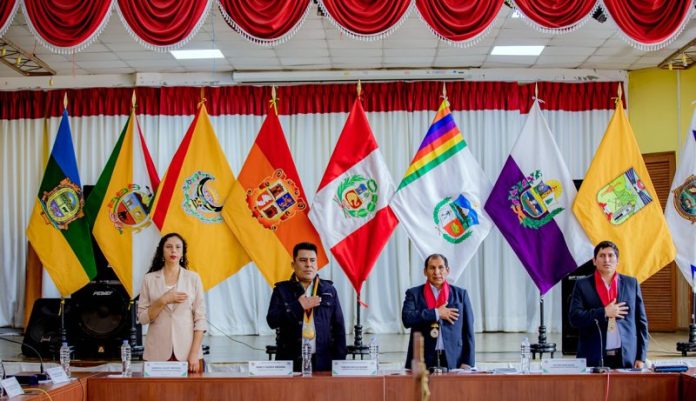 CONSEJERO CARLOS OSCCO 1
