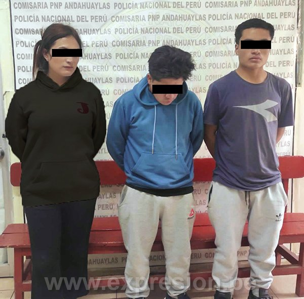 Detienen a sujetos por robo vehiculo