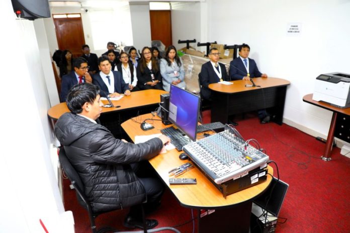 SUPERVISAN ADMINISTRATIVAMENTE 1