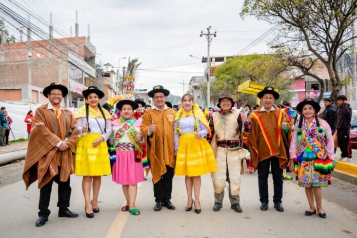 COLORIDO PASACALLE 1