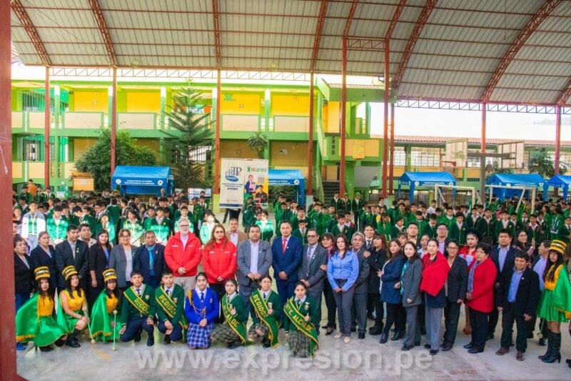 LANZAMIENTO DE LA PLATAFORMA 1