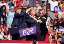 ATENTADO CONTRA DONALD TRUMP EN PENSILVANIA: EVACUADO CON SANGRE EN LA CABEZA