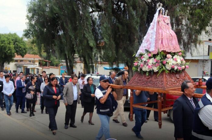 GRAN HOMENAJE A LA SANTÍSIMA 1