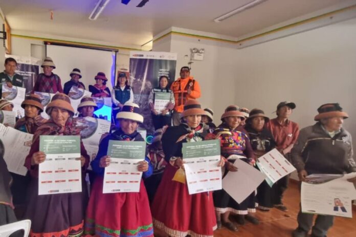 comunidades reciben charlas