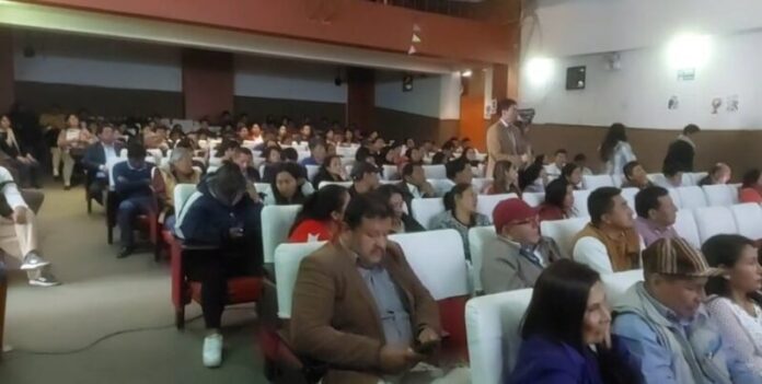 POBLADORES SE OPONEN A DEMOLICIÓN