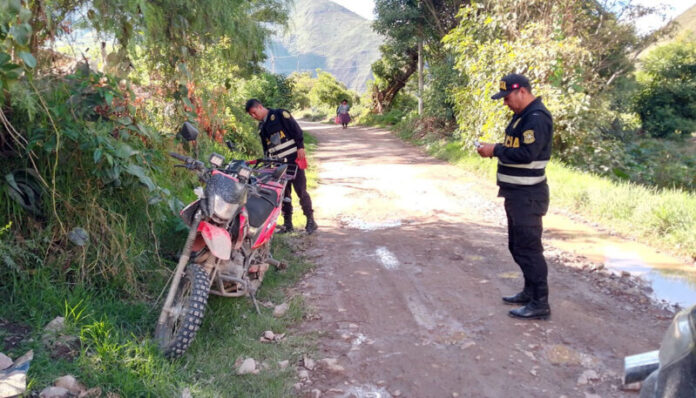 POLICÍA RECUPERA MOTOCICLETA 2