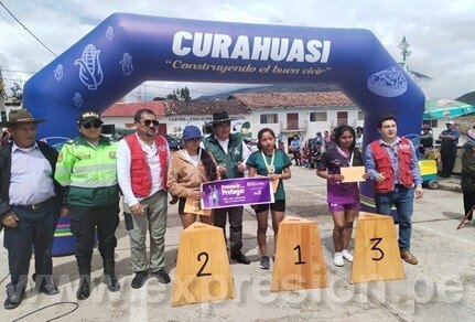 UNIDOS PARA CONMEMORAR EL DÍA INTERNACIONA2