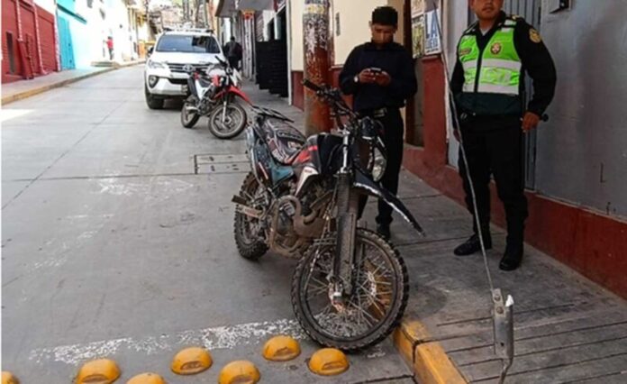RECUPERAN MOTOCICLETA HURTADA1