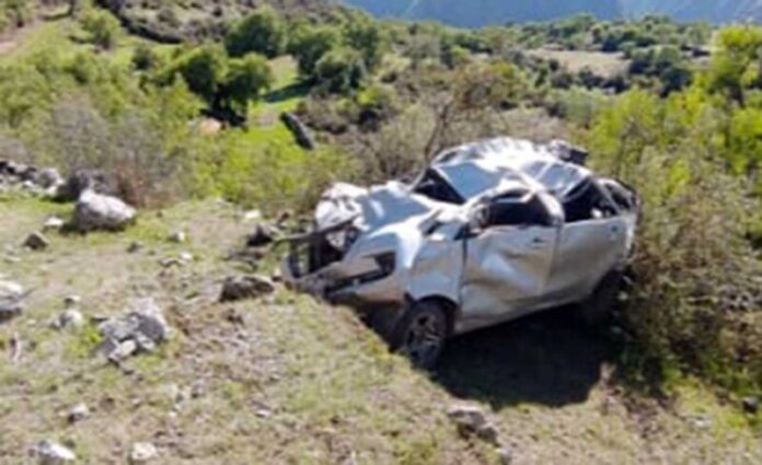 TRÁGICA VOLCADURA DE TAXI copia