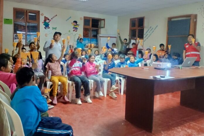 NIÑOS DE CHINCHEROS PROMUEVEN (1)