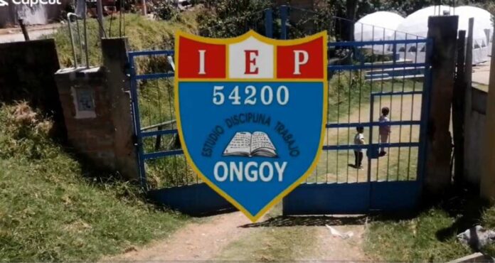 ESCUELA DE ONGOY