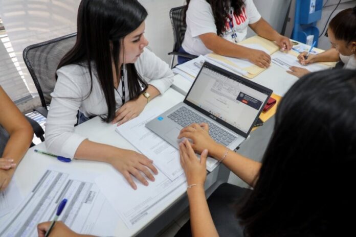 CANDIDATOS Y ORGANIZACIONES (2)