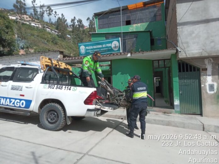 Recuperan motocicleta (5)
