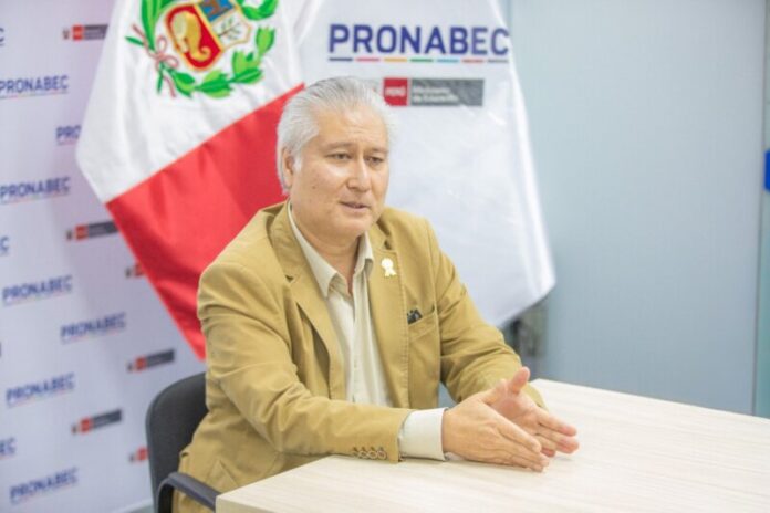 CADA BECARIO QUE DESAPRUEBA