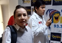 CUESTIONAN A CANDIDATA YULISA PRADO TRAS DIFUSIÓN DE IMÁGENES DE ALTERCADO CON COMUNICADOR