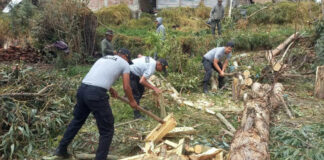 PAR PNP TURPO LLEVA SOLIDARIDAD A ADULTA MAYOR CON ACCIÓN CÍVICA EN HUAYHUARINCCA
