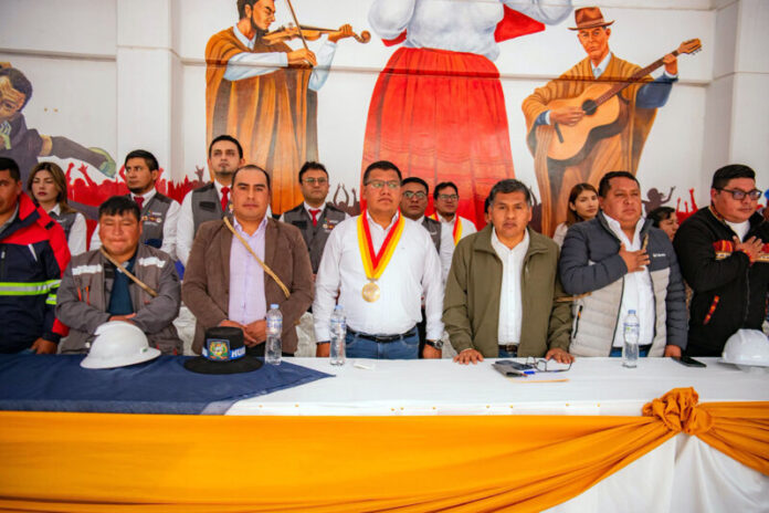 ANDAHUAYLAS REUNIÓ A PEQUEÑOS MINEROS (1)