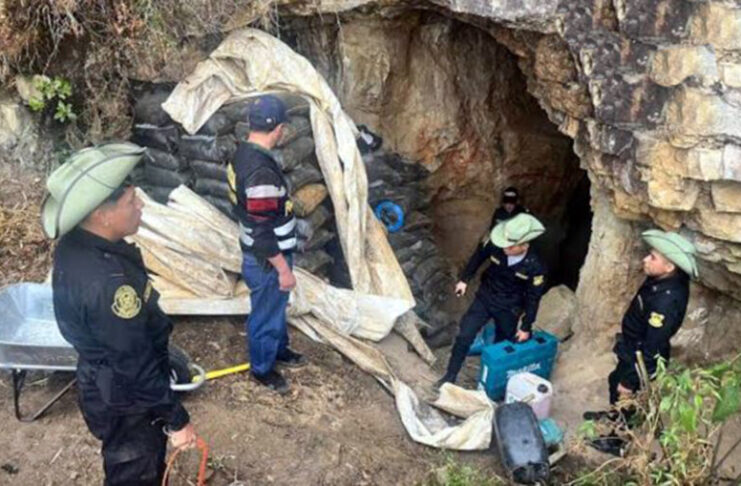 GOBIERNO BUSCA GOLPEAR LAS FINANZAS DE LA MINERÍA ILEGAL EN MEDIO DE PULSO CON EL CONGRESO