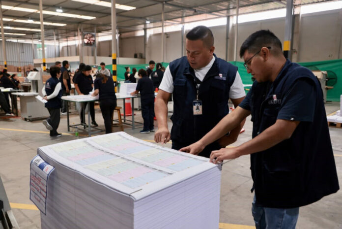MÁS DE 26 MILLONES DE CÉDULAS