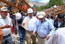 MINISTRO DE TRANSPORTES LLEGA A PAMPATAMA Y ANUNCIA PUENTE MODULAR PARA RECUPERAR LA TRANSITABILIDAD