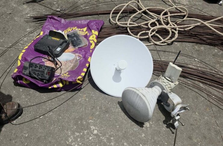 ¡INCAUTAN ANTENAS EN OPERATIVO CERCA DEL PENAL DE ANDAHUAYLAS!
