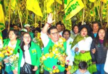 MULTITUDINARIO CIERRE DE CAMPAÑA DE PARMI HUACCAYCHACC MARCA EL FINAL DE SU ACTIVIDAD PROSELITISTA