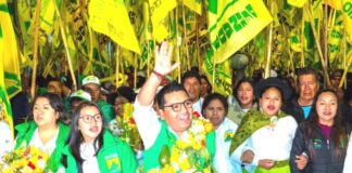 MULTITUDINARIO CIERRE DE CAMPAÑA DE PARMI HUACCAYCHACC MARCA EL FINAL DE SU ACTIVIDAD PROSELITISTA