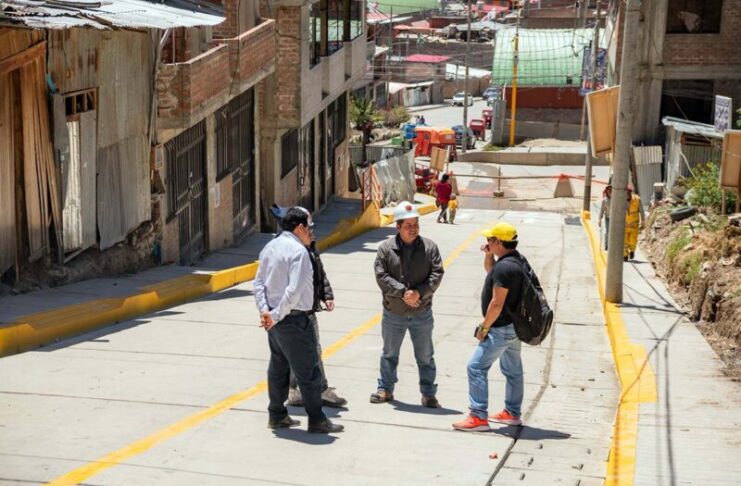 POCHCCOTA A UN PASO DE ESTRENAR NUEVAS PISTAS, VEREDAS Y ESCALINATAS