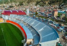 TRIBUNA SUR DE LOS CHANKAS: INAUGURADA, PERO AÚN SIN ENTREGA OFICIAL